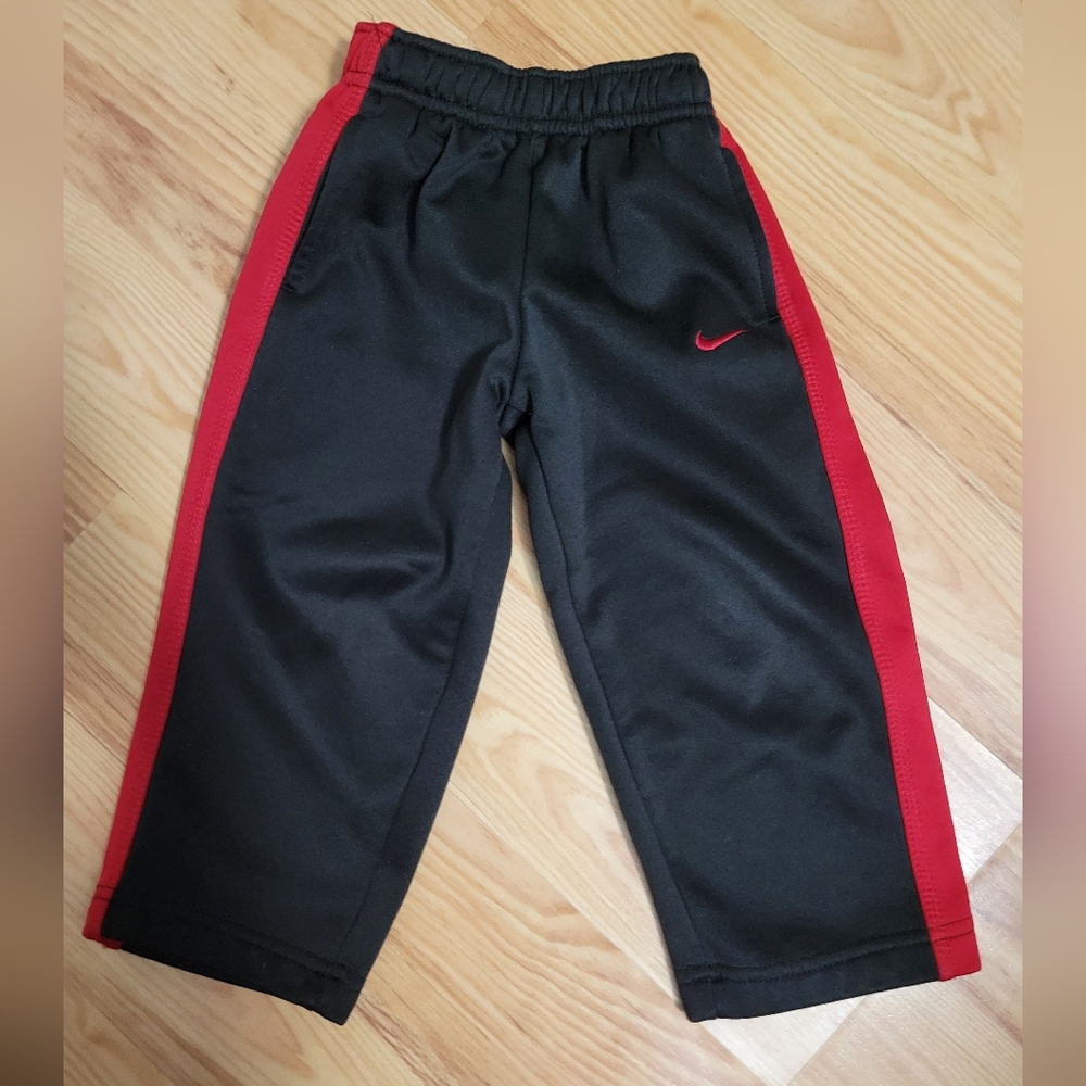 2T nike sweats